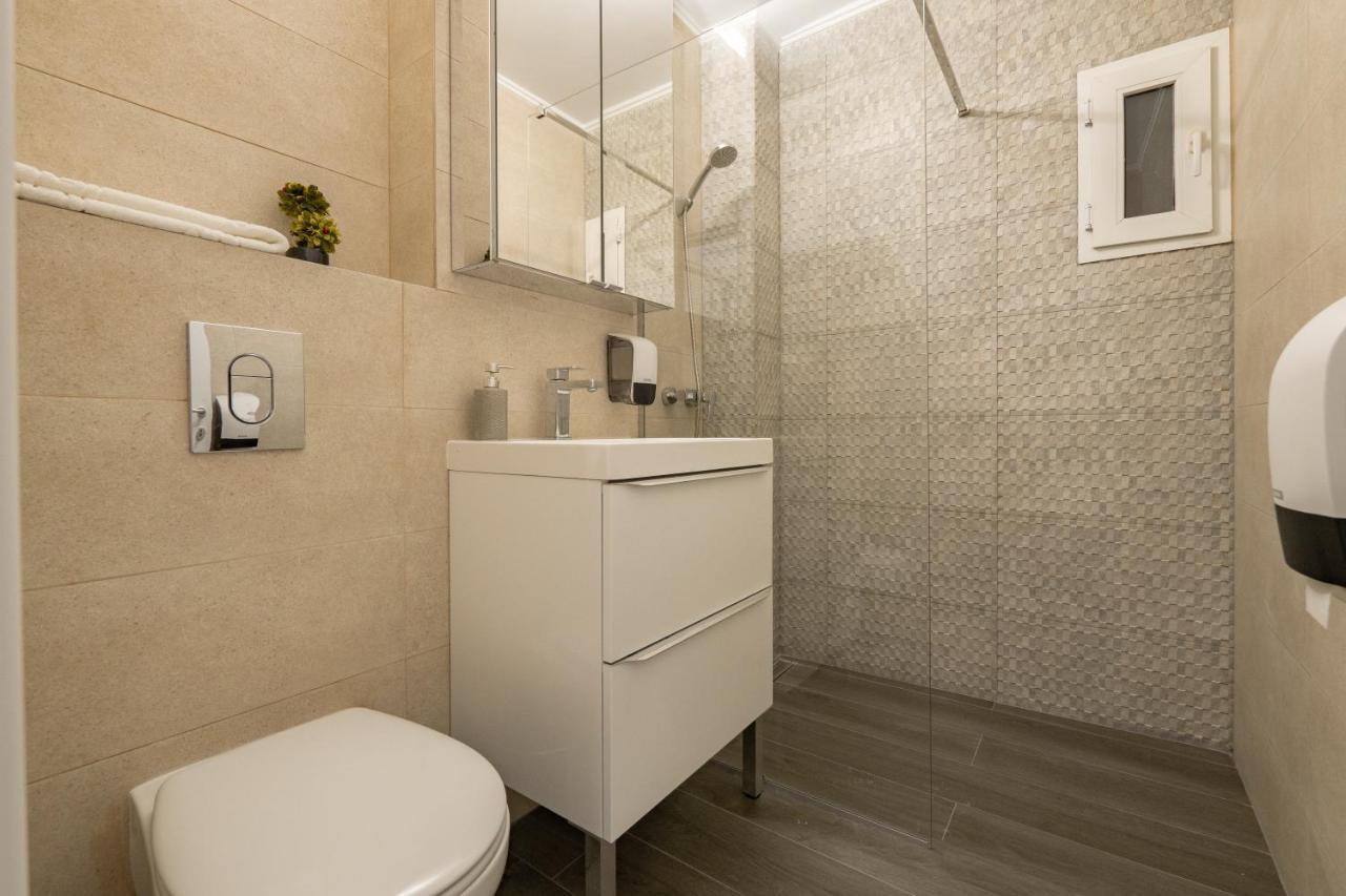 Luxury Ultracentral Piteşti Kültér fotó