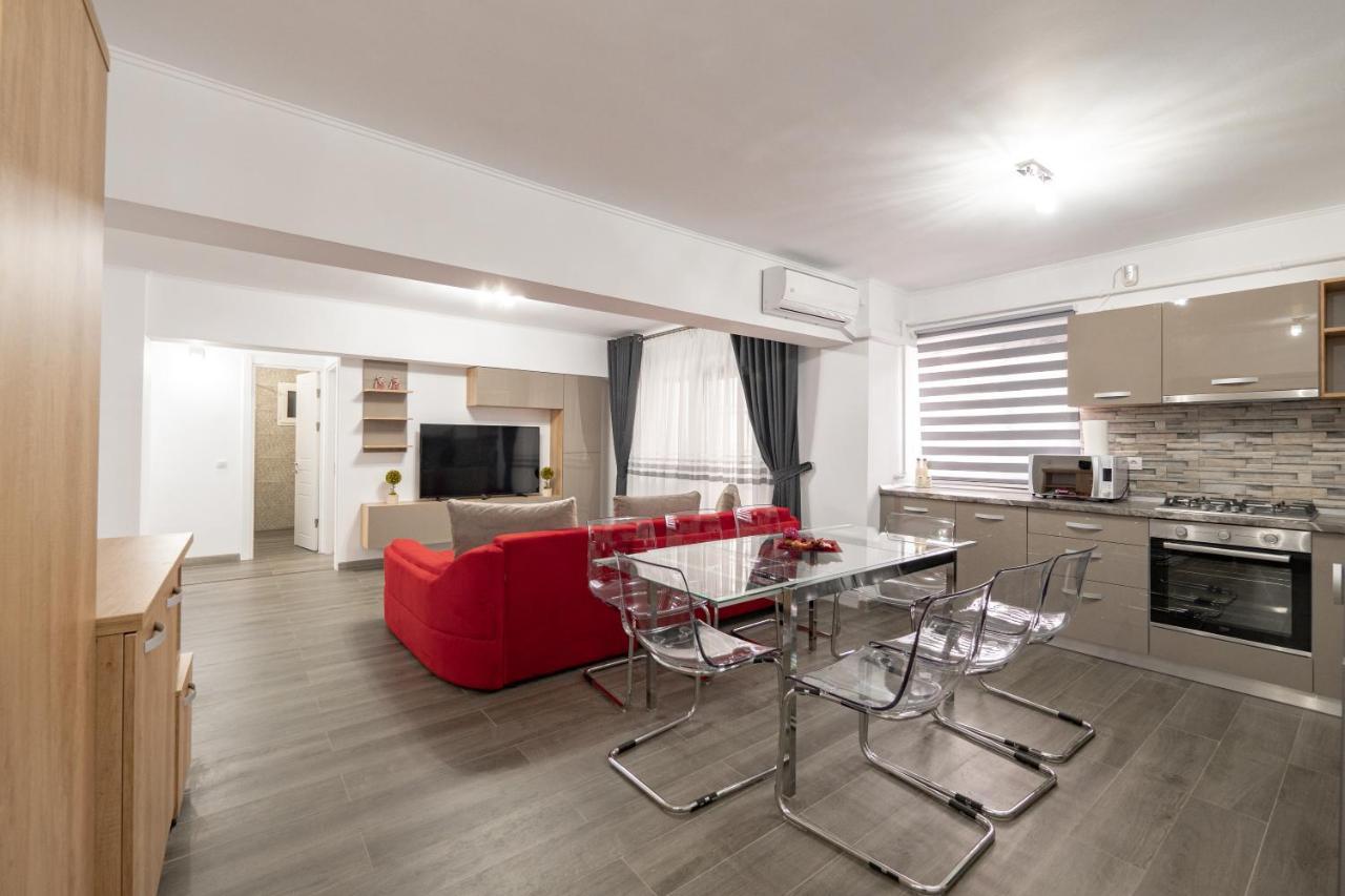 Luxury Ultracentral Piteşti Kültér fotó